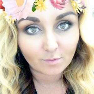 Meet your Posher, Angelique